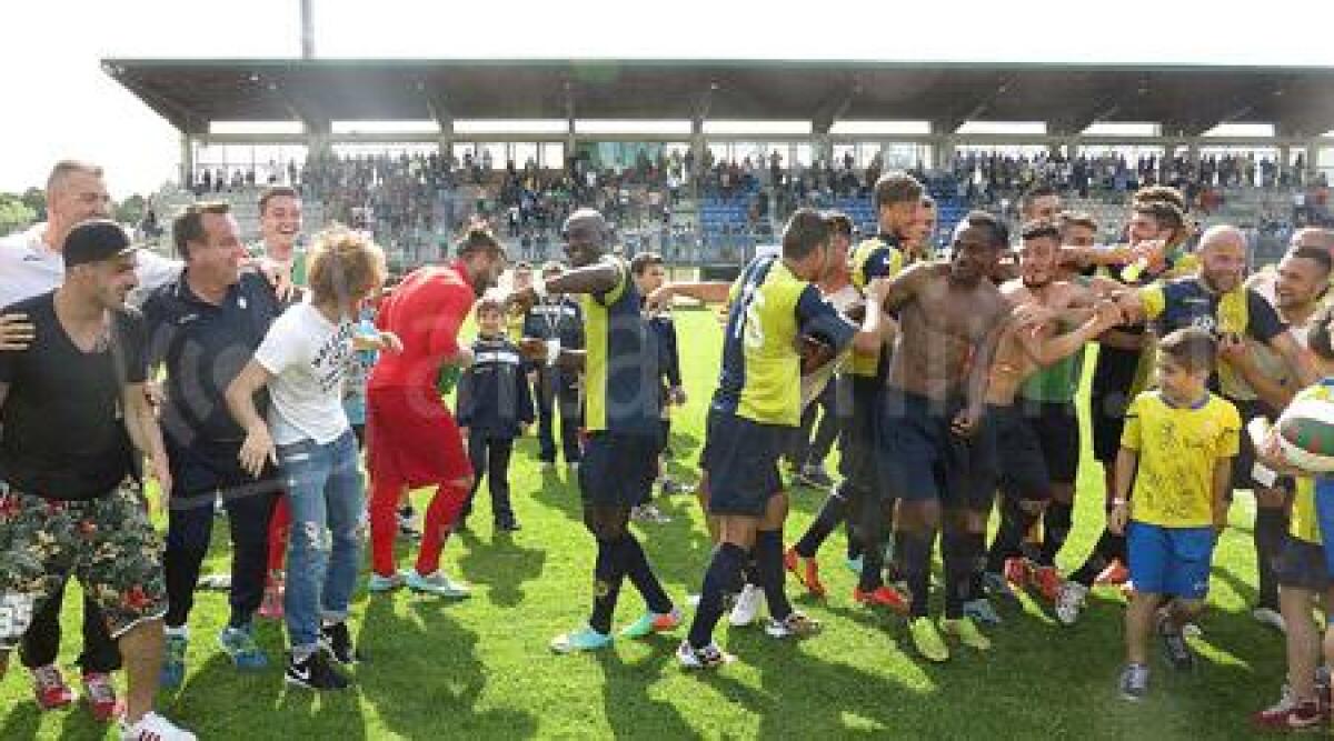 Santarcangelo salvo in Lega Pro, il ds Melini: 'Cuttone rimane al 60%, su Nardi al Rimini...' -