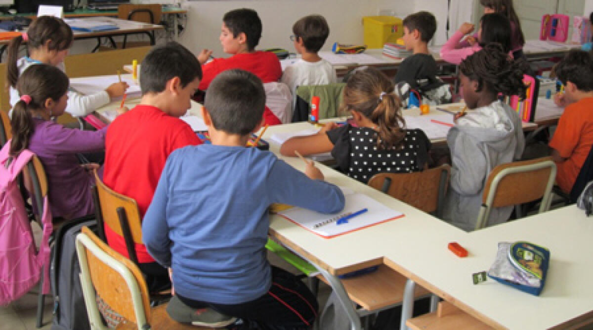 Scuola media di Santarcangelo festeggia la fine dell’anno con lotteria e diretta Juve -