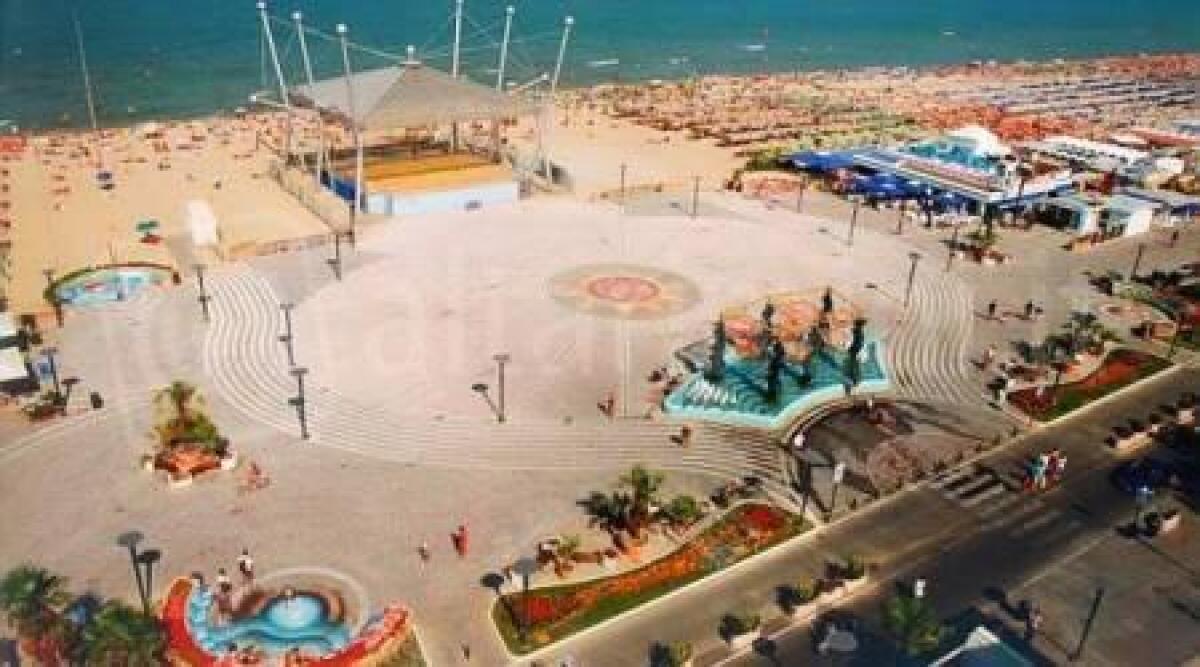 Riccione, la finale di Champions in diretta su maxi schermo in Piazzale Roma - 