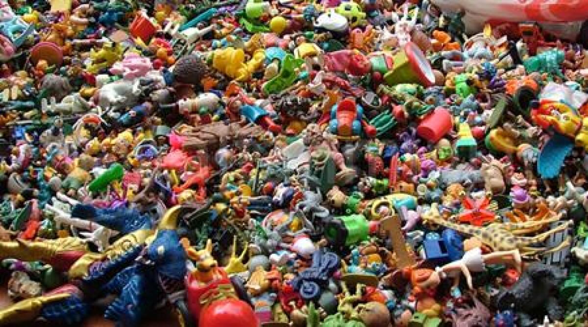 A Riccione ogni venerdì il mercatino dei giocattoli, novità lezioni musicali per bimbi -