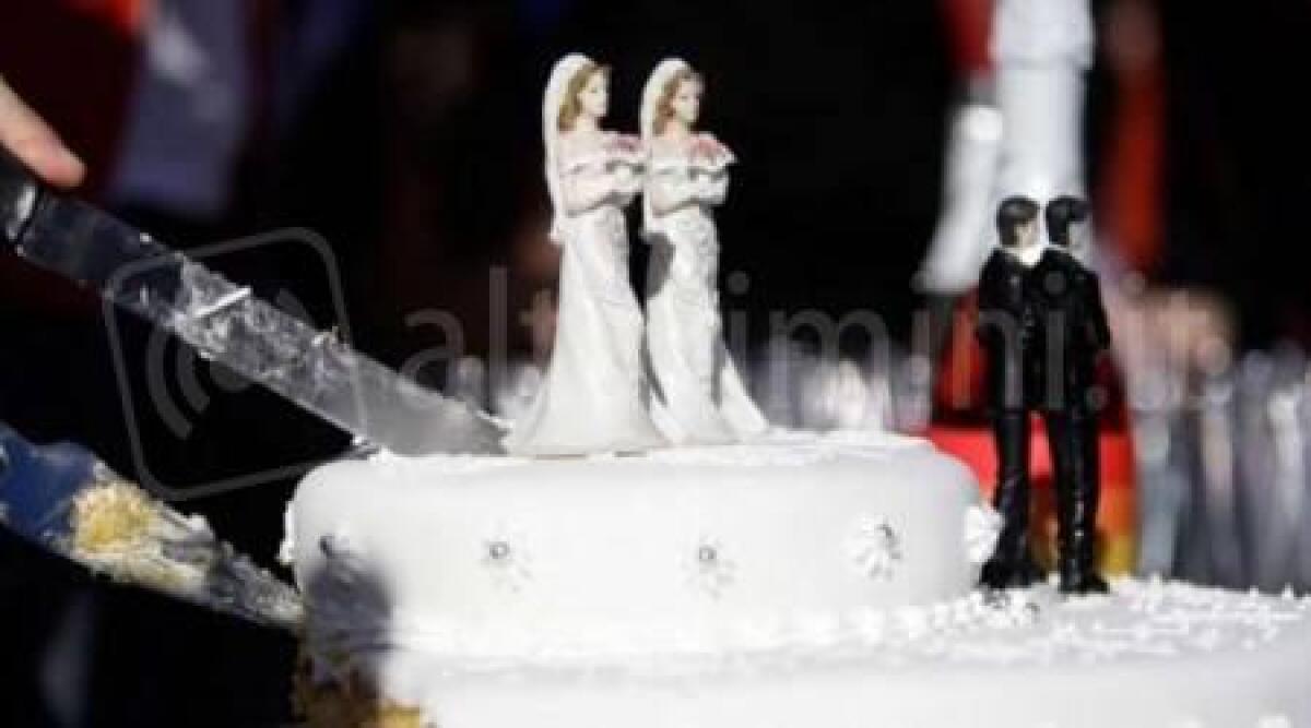 Matrimoni gay: se ne parler&agrave; a Rimini con Elena e Agnese, riminesi sposate in Portogallo - 