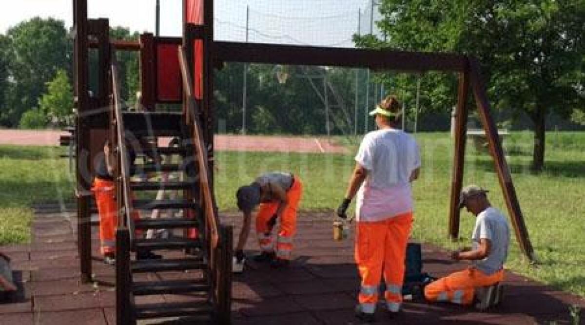 Riccione, disoccupati impiegati in tirocinio per attività di manutenzione in città -