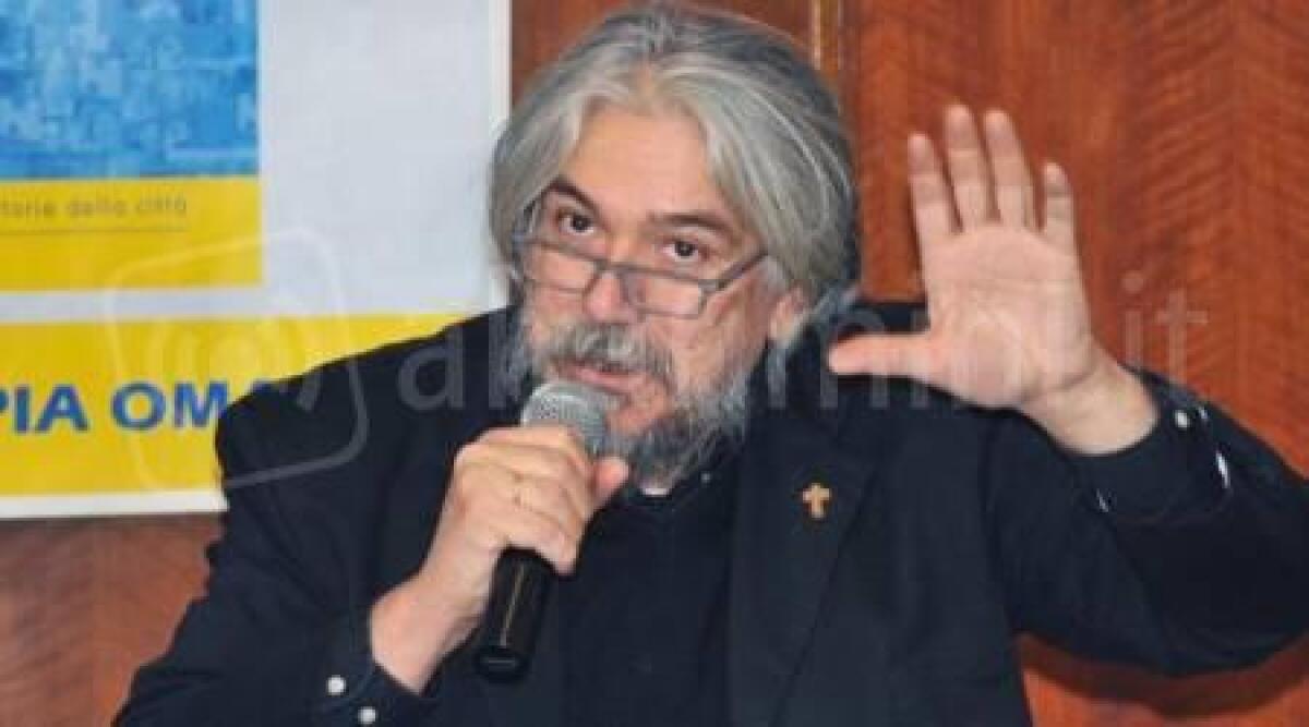 Donna uccisa a Mozzate: lo psichiatra Alessandro Meluzzi sar&agrave; perito di parte per Demiraj - 
