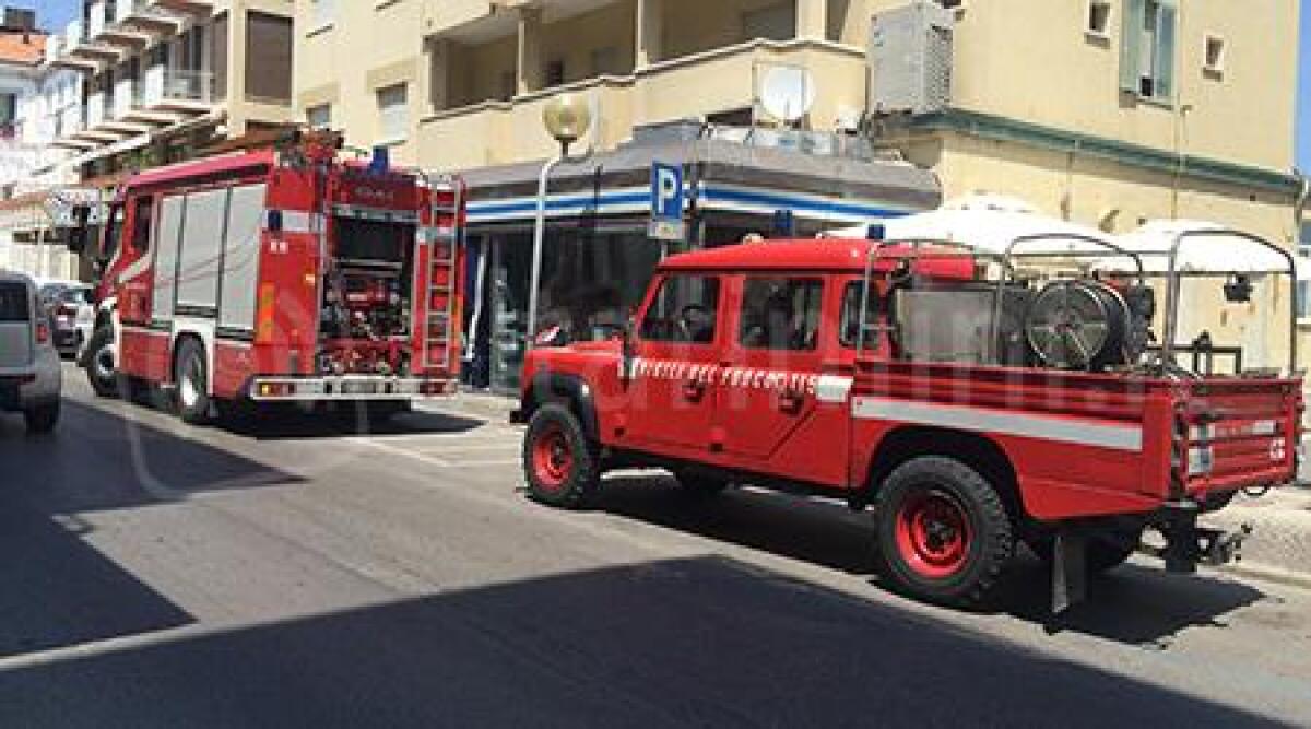 Puzza di gas in via Dati a Viserba, allarme e segnalazione ai vigili del fuoco -