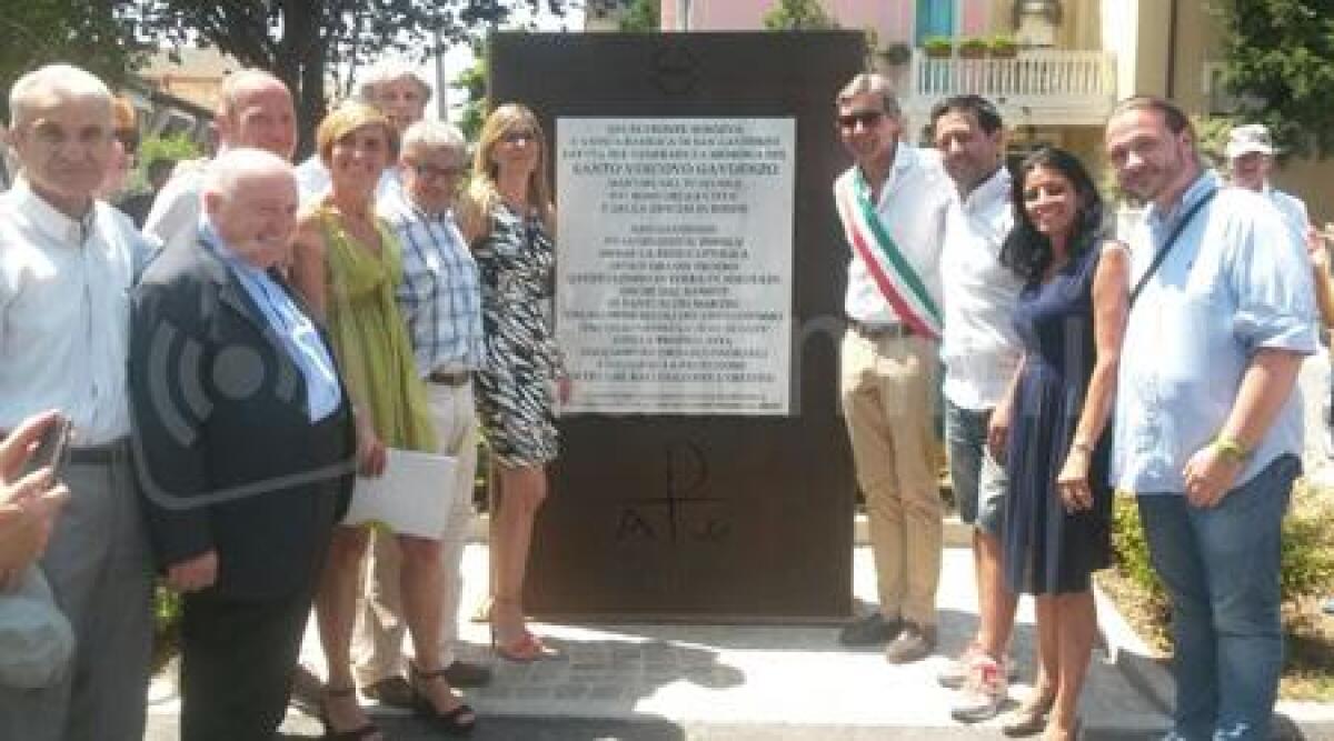 Rimini, in 200 presenti alla inaugurazione della stele di San Gaudenzo - 