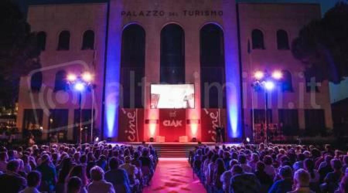 Riccione, premi CinèCiak a Ficarra & Picone, Edoardo Leo e Luca Argentero: le interviste -