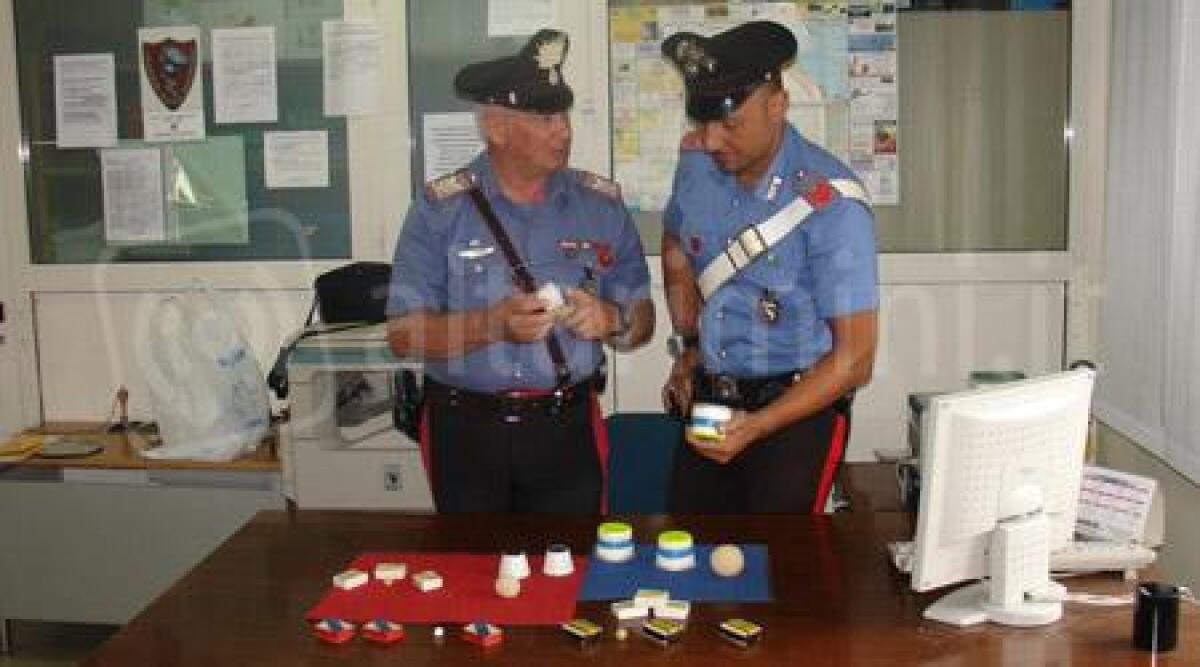 Carabinieri in borghese contro le bande di pallinari sui viali di Rimini, 21 denunce - 