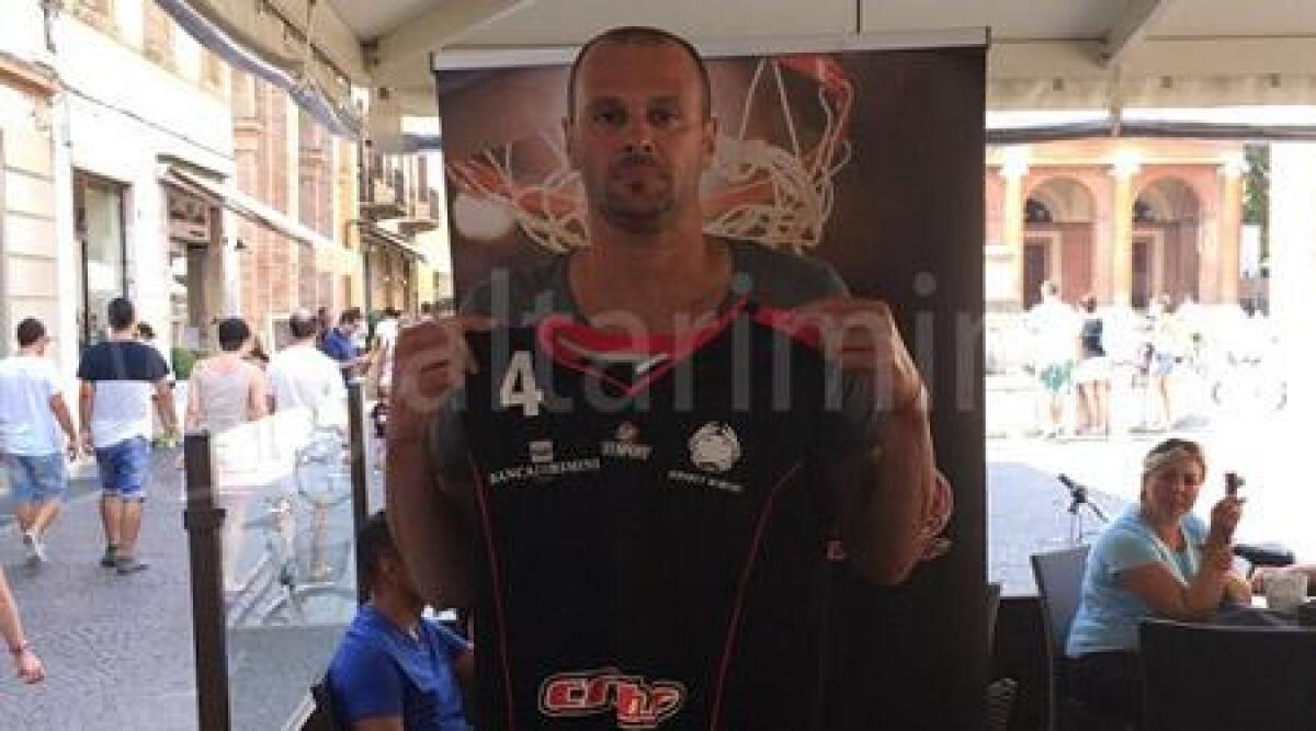 Basket Rimini: 'Charlie' Furlan torna ai Crabs, 'far&ograve; da chioccia ai pi&ugrave; giovani' - 