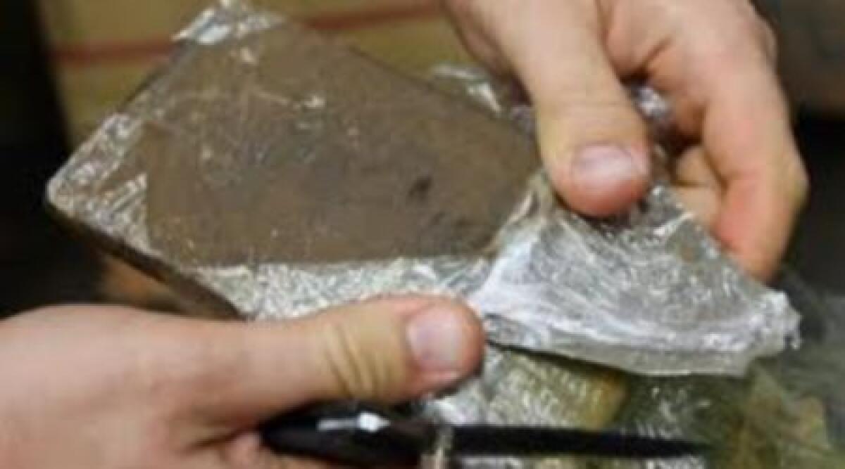 Mezzo kg di hashish in auto, cocaina e marijuana in casa: arrestato 40enne di Gemmano - 