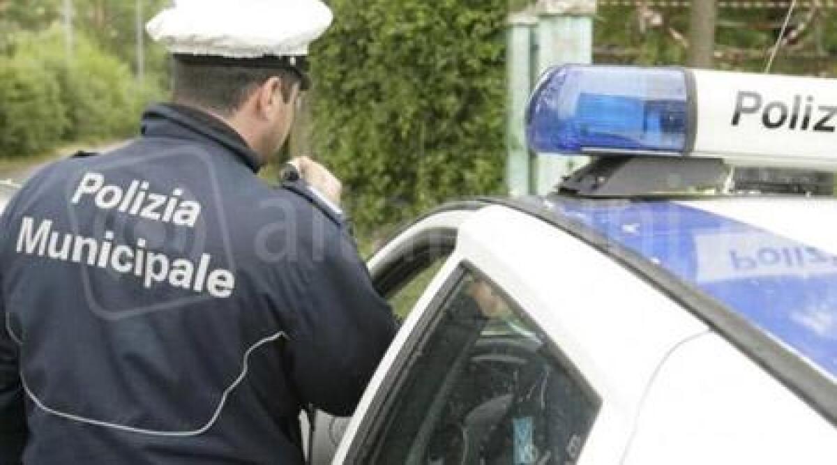 Rimini, verande e murature abusive in quattro vie della citt&agrave; verranno demolite - 