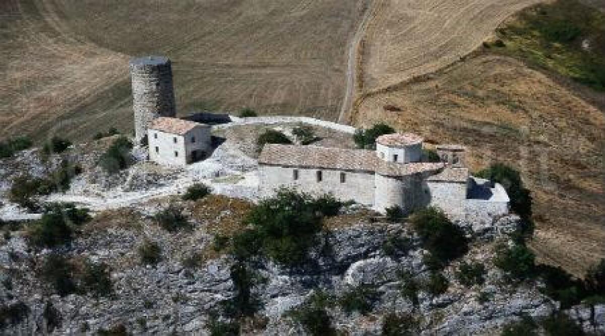 Escursionista disperso sulle colline di Poggio Torriana, salvato dai Vigili del Fuoco -