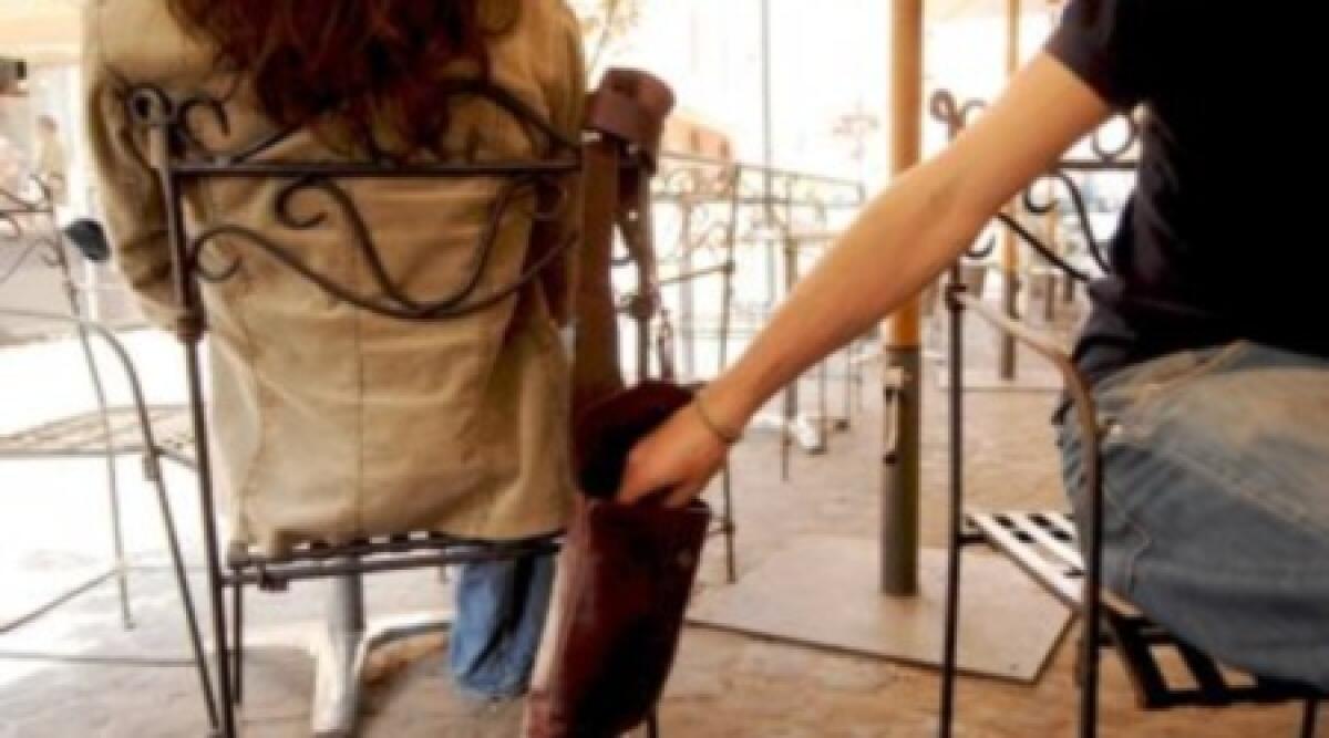 Furti a raffica a Rimini: rintracciati e denunciati un uomo e 5 donne -