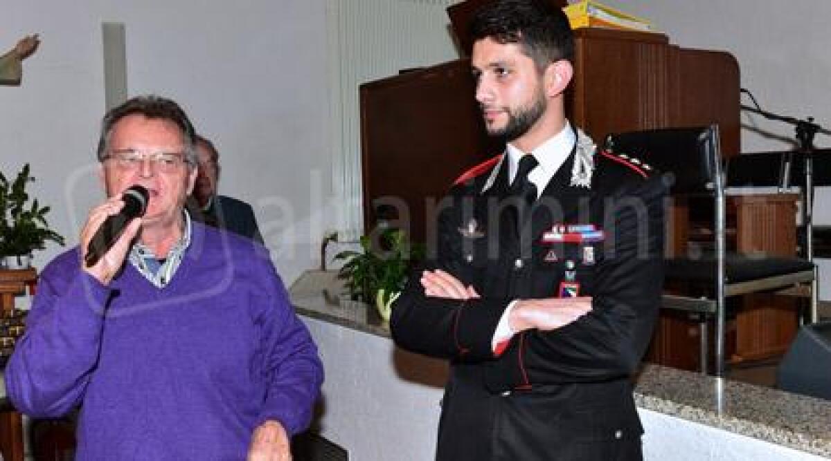 Riccione: 150 persone e tanti anziani a 'lezione' anti-truffa dal Capitano dei Carabinieri - 