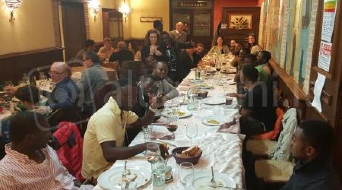 Profughi e sindaci a cena: polemiche su Facebook, ‘Santarcangelo città solidale’ -