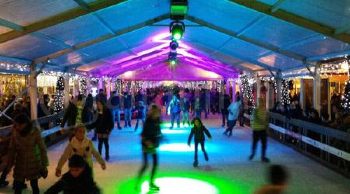 Riccione, il 21 novembre inaugura il villaggio di Natale: attivo il trenino turistico - 