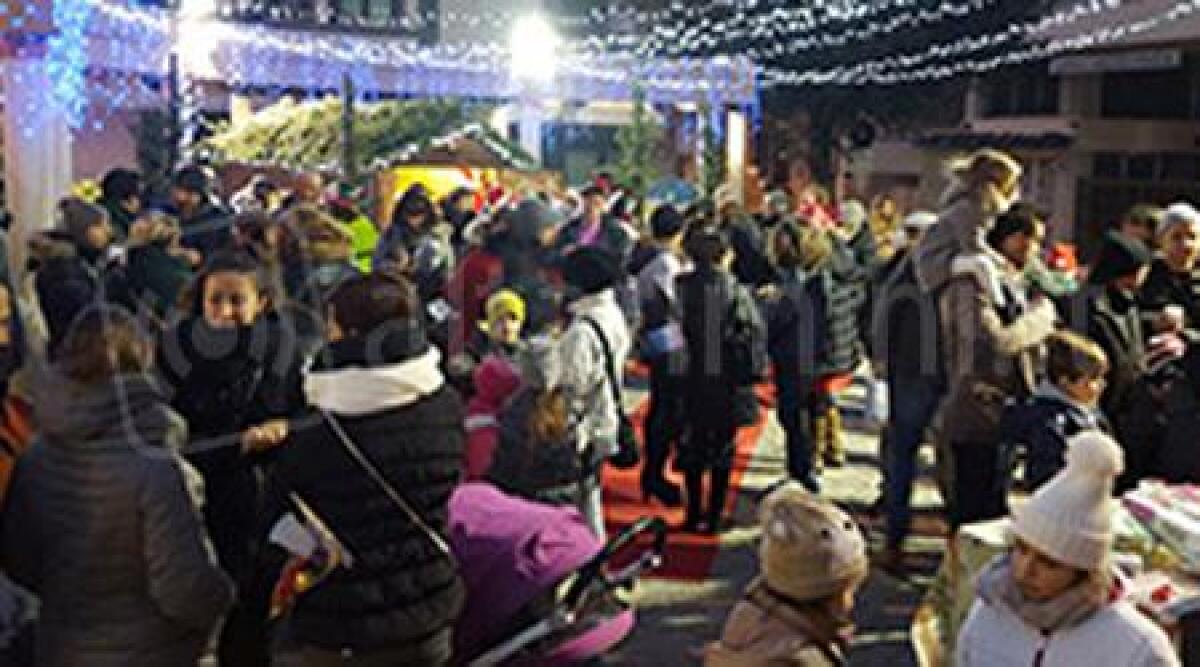 Gabicce, ricco programma di eventi natalizi nel weekend tra Alice, canti e storia -