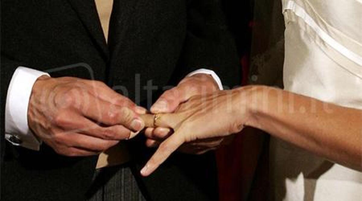 Finto matrimonio per vero permesso soggiorno, denunciato albanese residente a Rimini - 