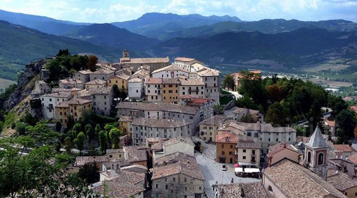 Turismo in Alta Valmarecchia: Pennabilli al top, grande impennata di arrivi e presenze -