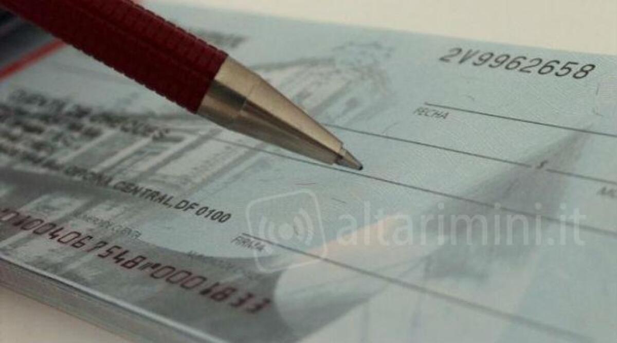 Tenta di incassare assegni emessi a San Marino, trevigiano arrestato in Albania - 