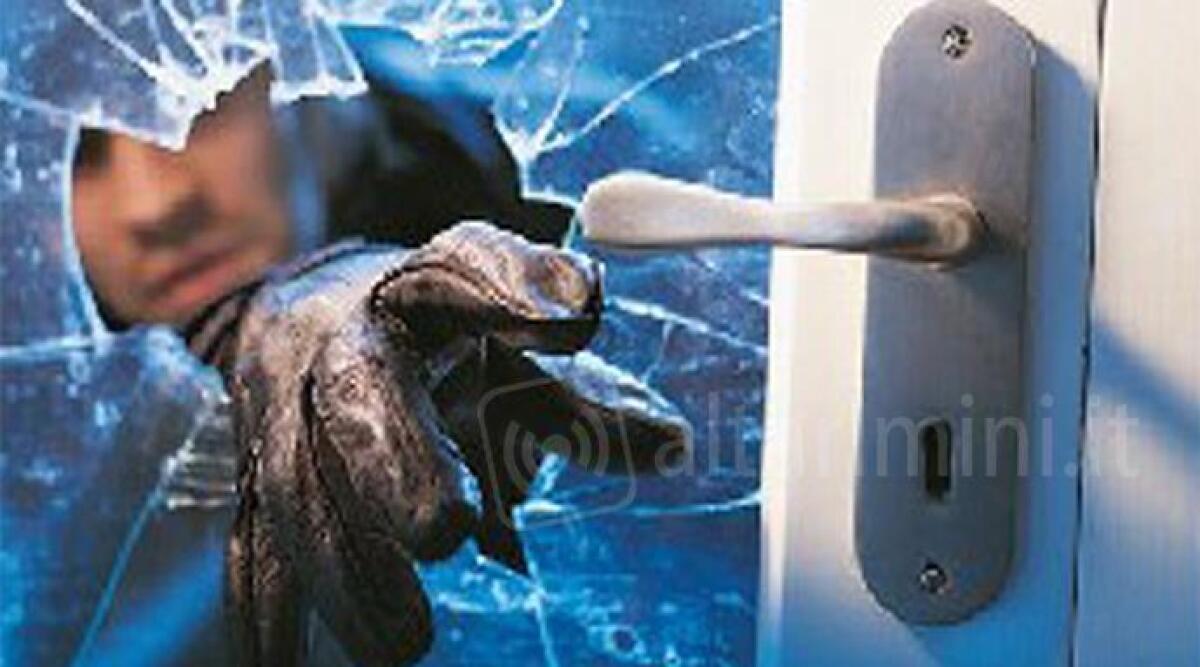 San Marino: ancora furti in abitazione, rubato rolex e preziosi a Domagnano - 