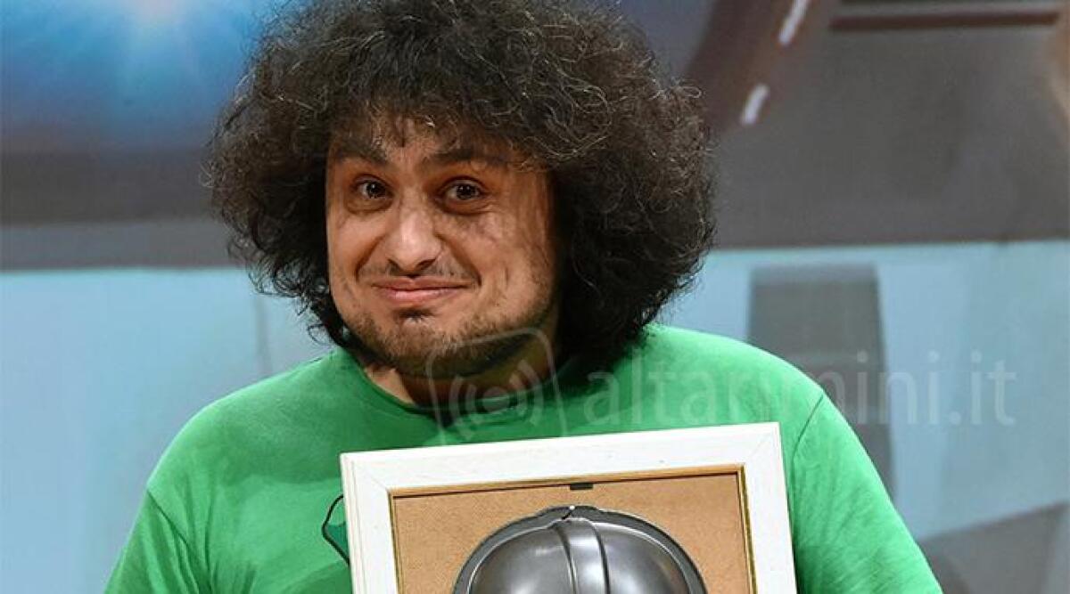 Marco di Biase trionfa a Locomix, il comico varesino vince il prestigioso concorso per comici -