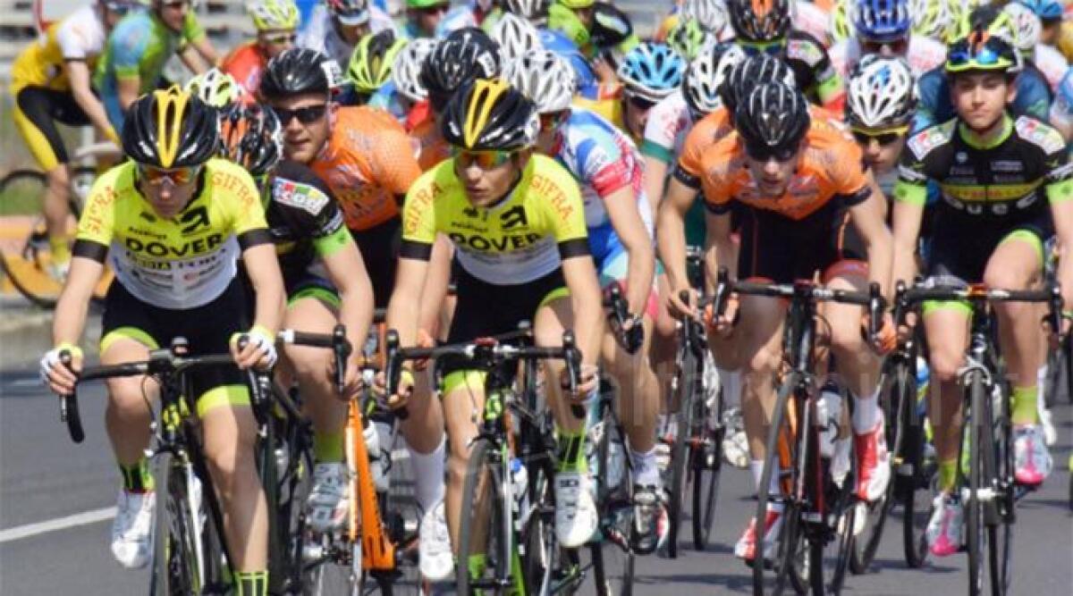 Riccione protagonista delle due ruote, al mattino la Gran Fondo nel pomeriggio gli Allievi - 