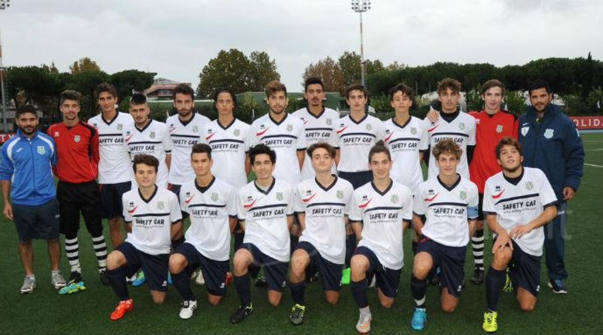 Calcio, Fya Riccione vince il campionato Juniores provinciale e approda alle finali regionali - 