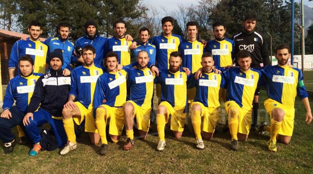 L'Indiscreto: Novafeltria Calcio, storia di una scalata appena iniziata per l'entusiasmo di un paese - 