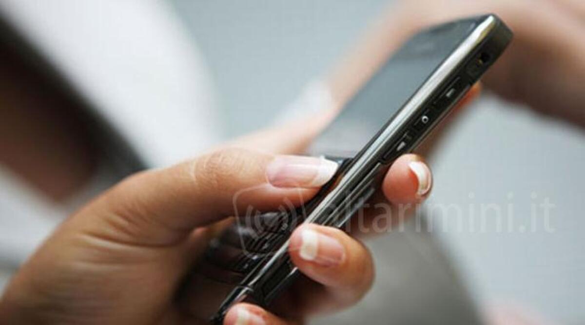 Da Riccione a Cattolica, black out telefonico e internet per problemi a un cavo di fibra ottica - 