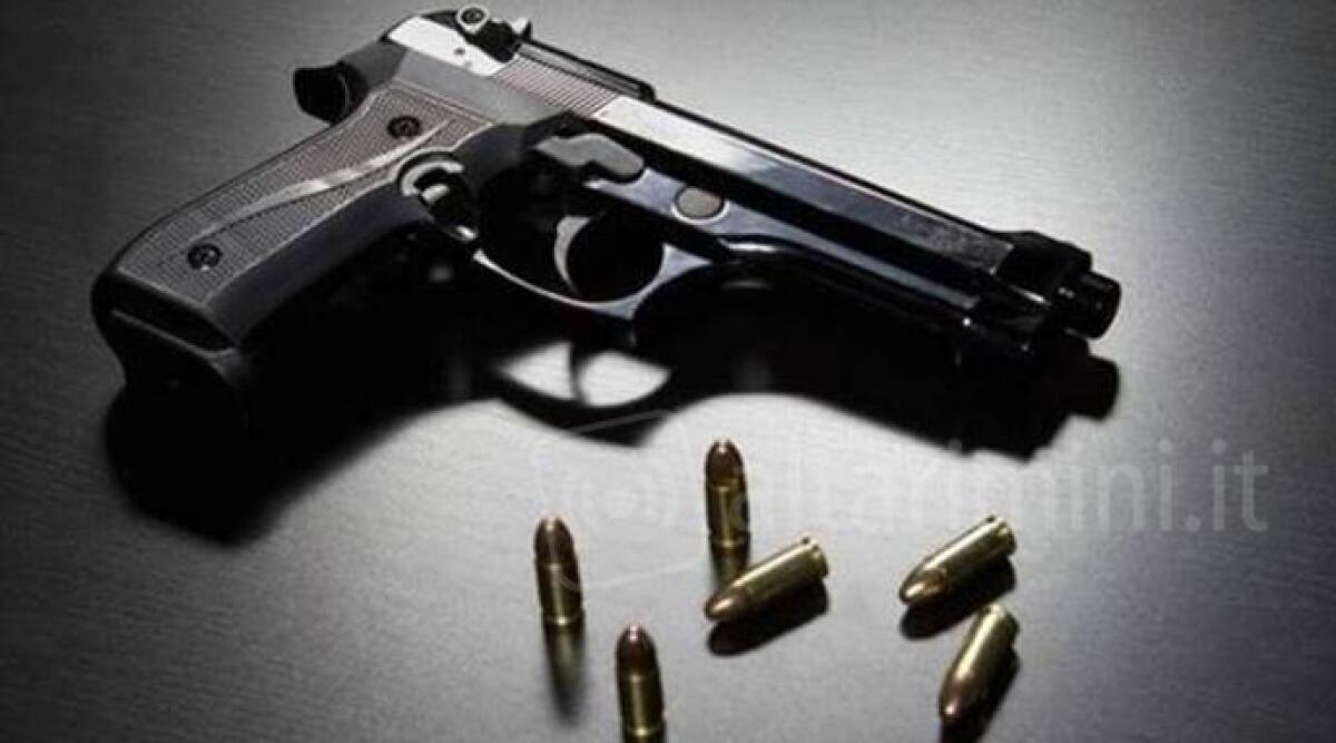 Busta con proiettili a imprenditori, nei guai 43enne di Santarcangelo: in casa sua una pistola rubata - 