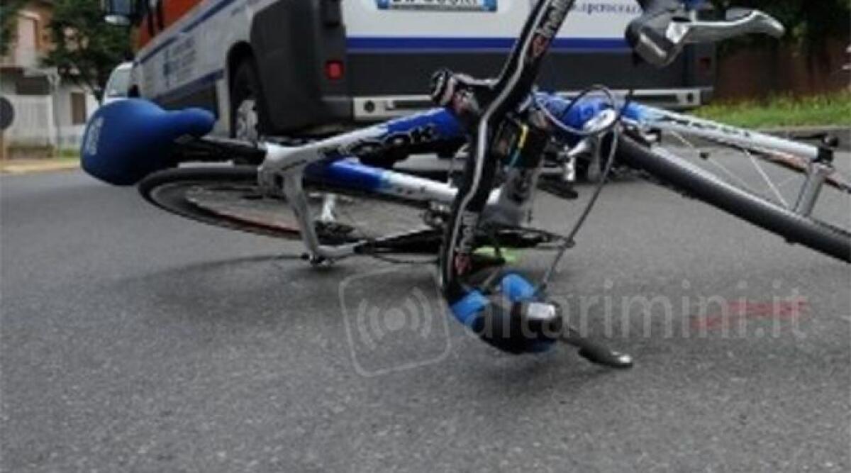 Incidente stradale sulla Marecchiese a Secchiano, ciclista cade dalla bici: &egrave; in gravi condizioni - Archivio