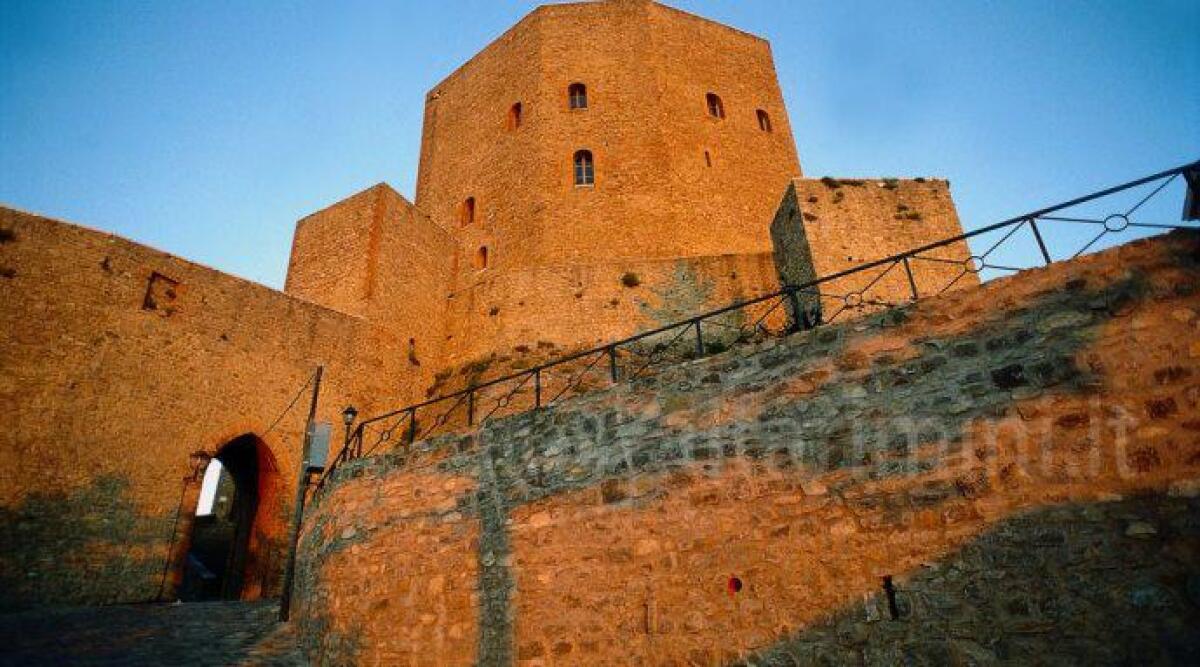 A Montefiore &lsquo;A Caccia di Fantasmi&rsquo; : una serata sui fenomeni paranormali nella rocca - 