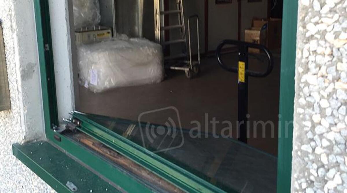 Maxi furto al magazzino di biciclette Prestigio. Rubato materiale per 40mila euro - 