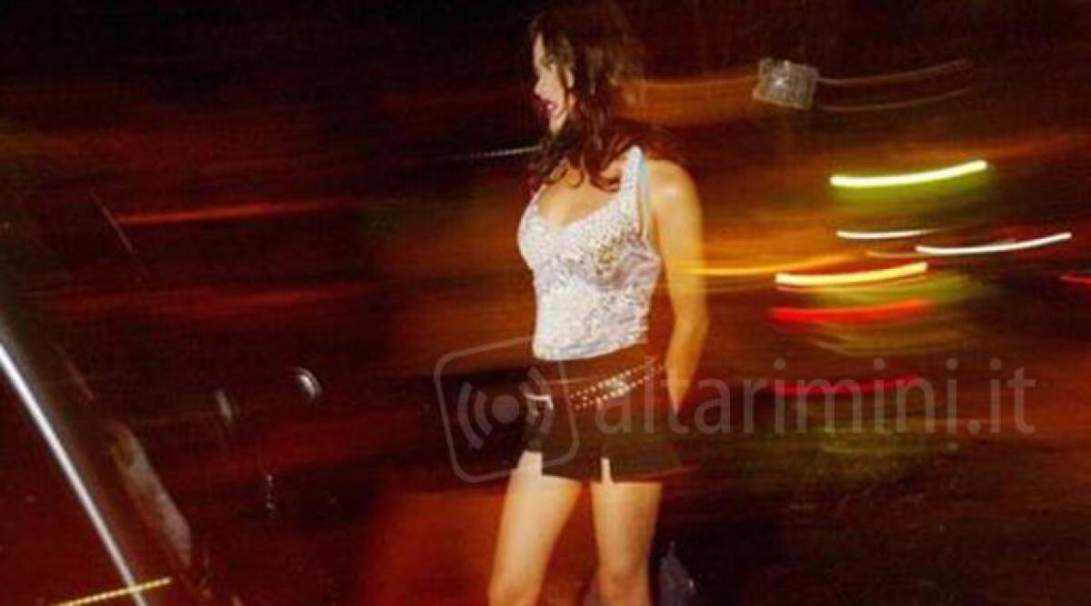 Sesso in citt&agrave;, arrivano le cinesi a Borgo Marina. Scatta il blitz della polizia di Stato - 