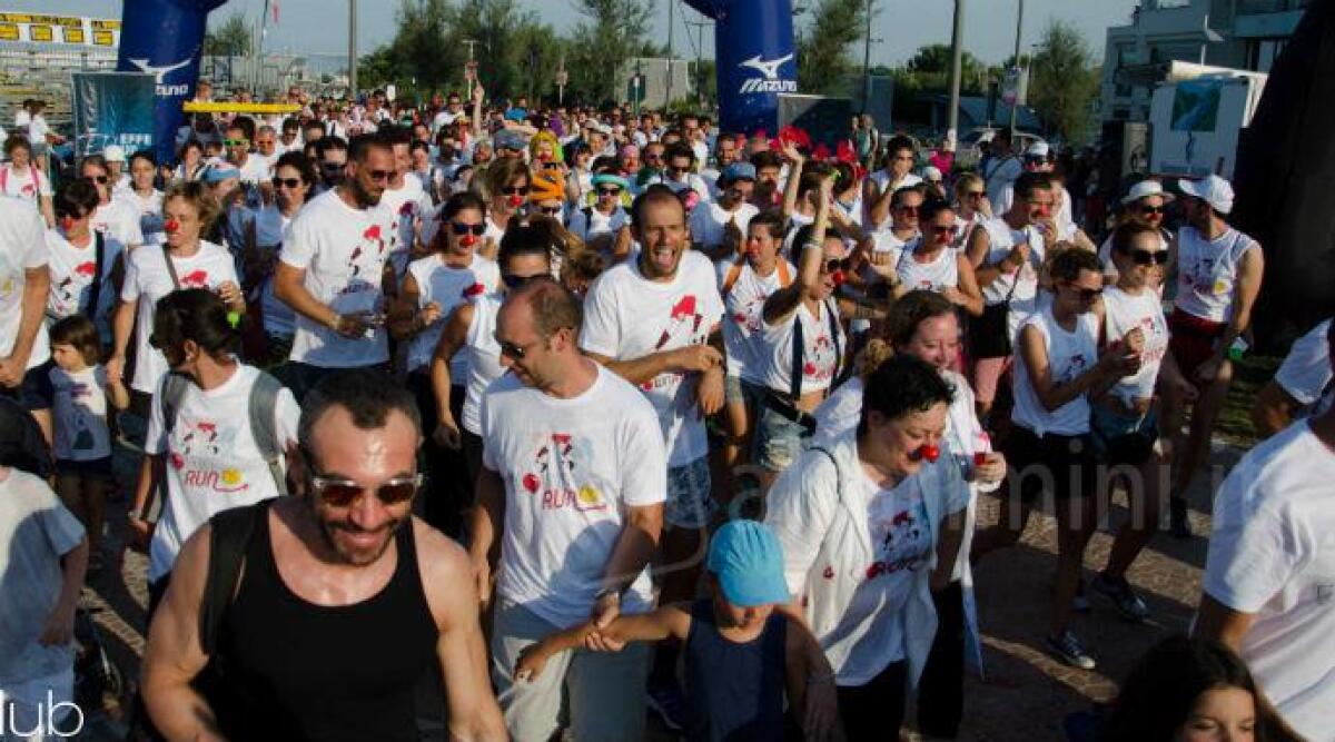 In 500 alla Clow Run di Riccione tra caldo, sport e solidariet&agrave; - 