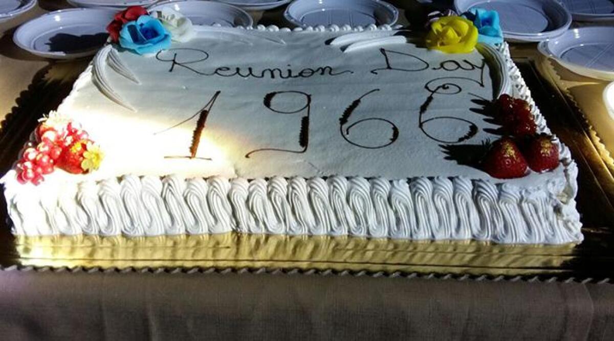 FOTO: un tuffo nel passato con i 50enni della Valmarecchia, grande festa per i nati nel 1966 - 