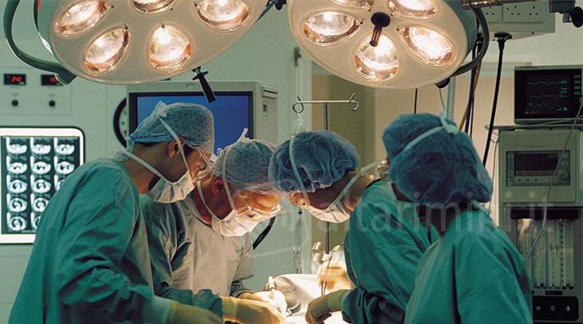 Piede schiacciato da un camion, gravissime lesioni per una 14enne sottoposta a delicato intervento - 