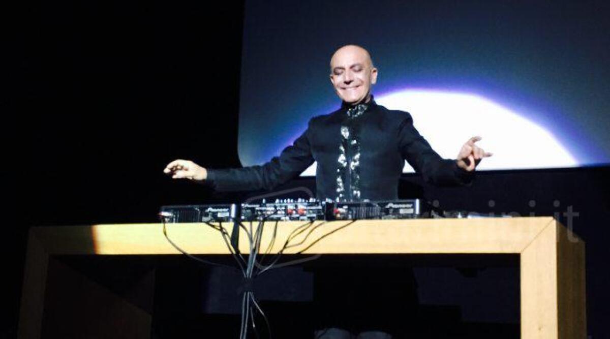 Il Principe Maurice a Riccione per il tributo a lui dedicato: ‘Ibiza ci fa un baffo’. INTERVISTA -