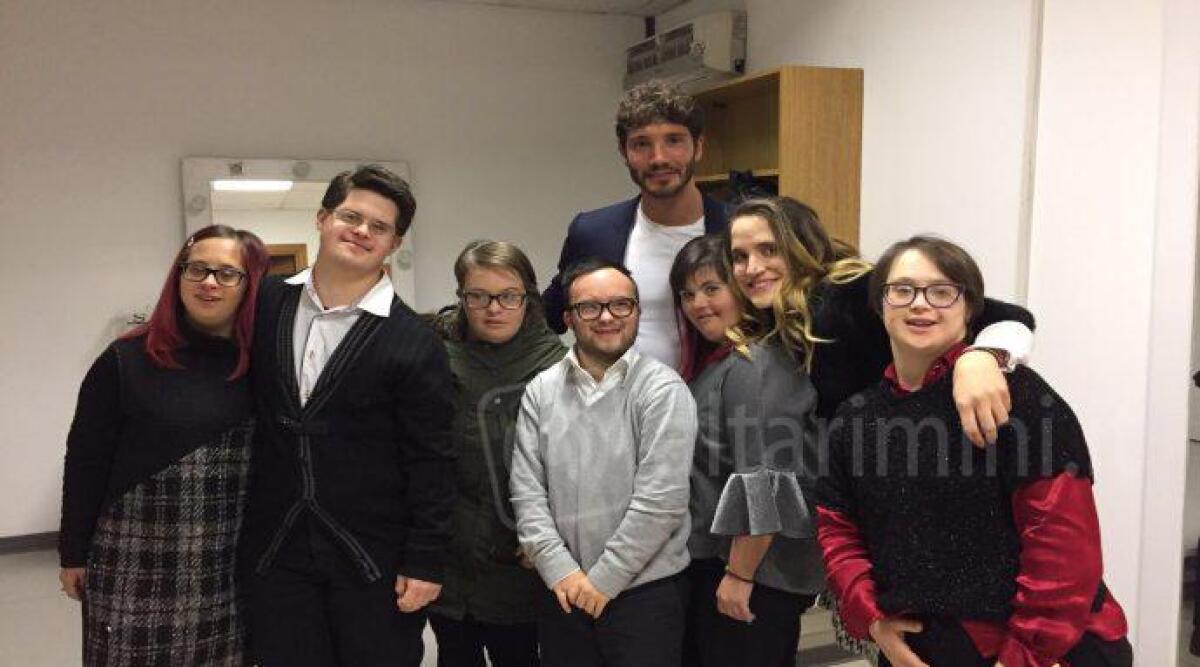 Riccione: al Maurizio Costanzo Show i ragazzi del Centro 21 - 