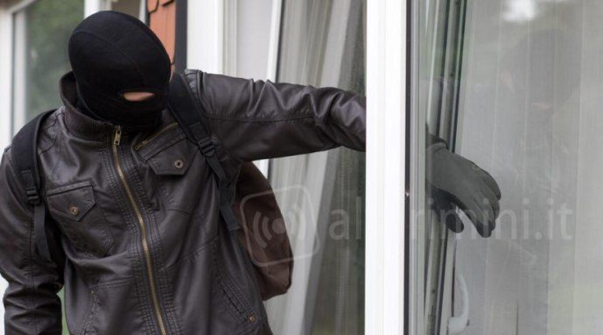 San Marino: ladri in azione a Falciano, rubati gioielli e monete - 