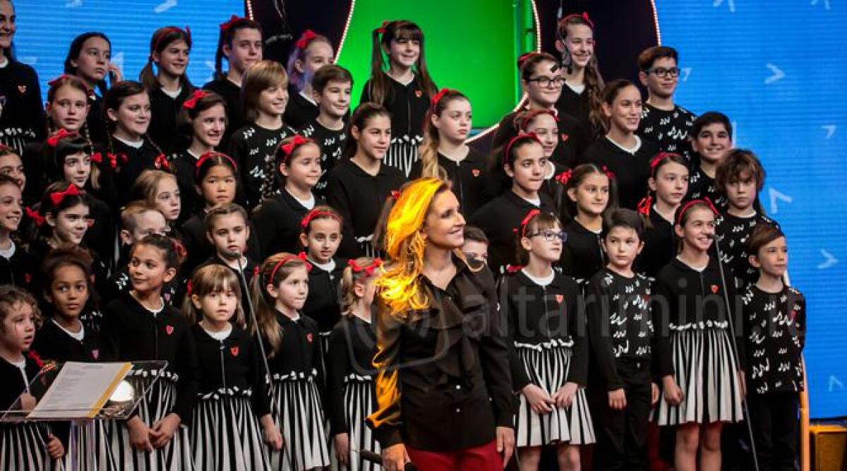 Natale a San Marino, sabato suggestivo show con luci e canzoni del piccolo coro dell'Antoniano -