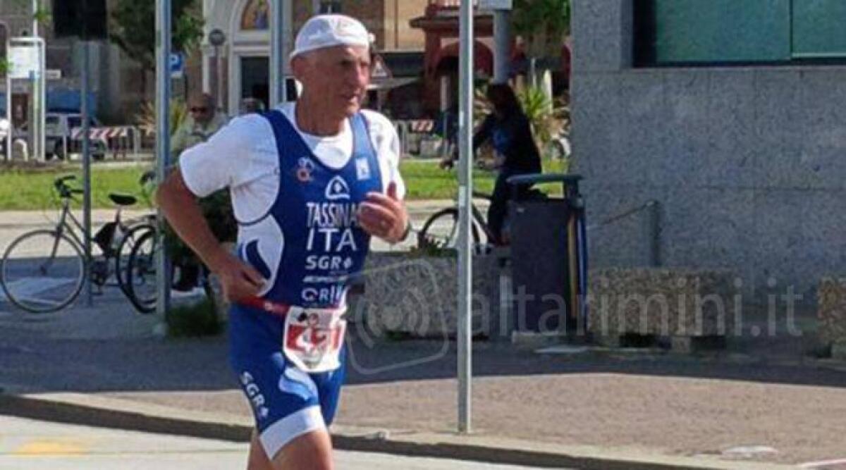 Triathlon, a 72 anni si d&agrave; alla disciplina pi&ugrave; dura del mondo. Premiato dal comune di Santarcangelo - 
