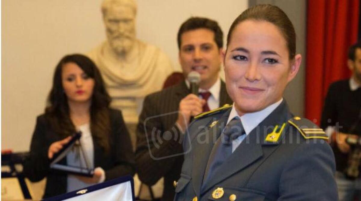 Premiata a Roma l'Ispettore della Finanza di Rimini Alessia Natale, per un video contro il femminicidio - 