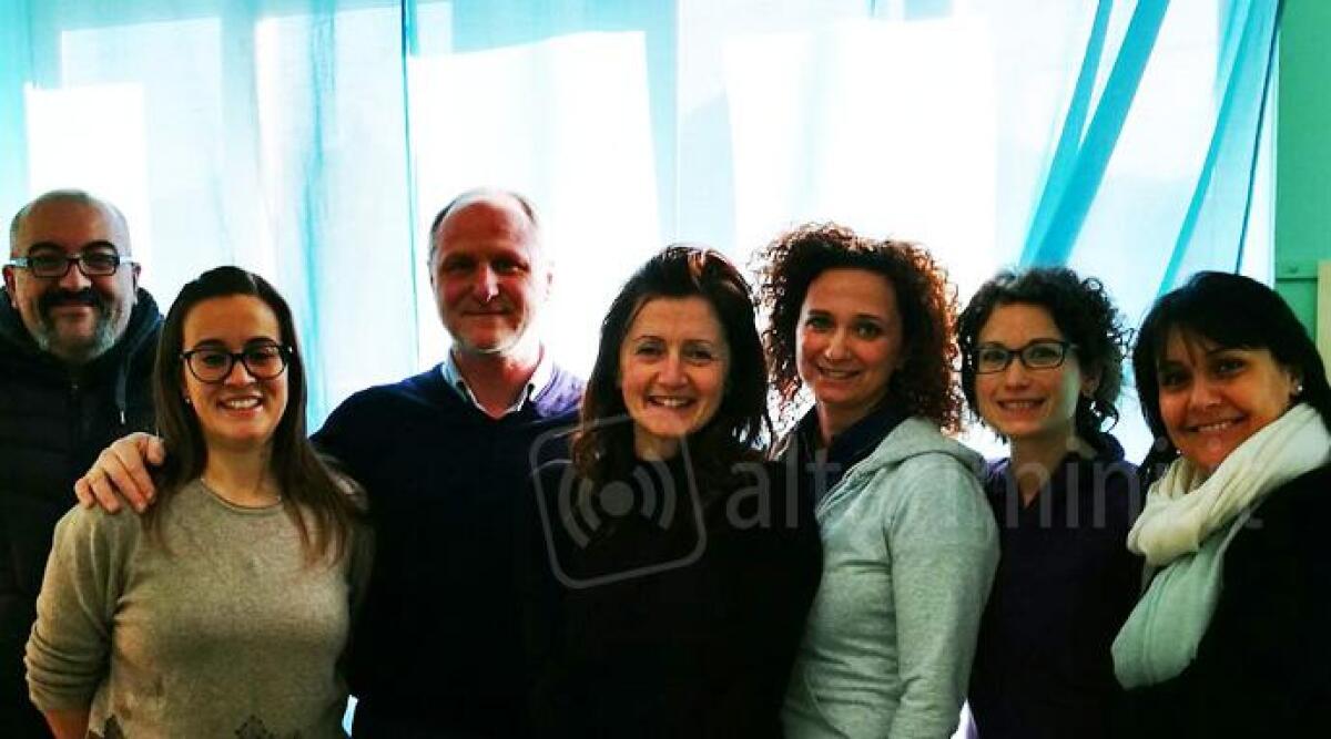 Novafeltria, il Sindaco Zanchini paga di tasca propria le tende per la scuola elementare -