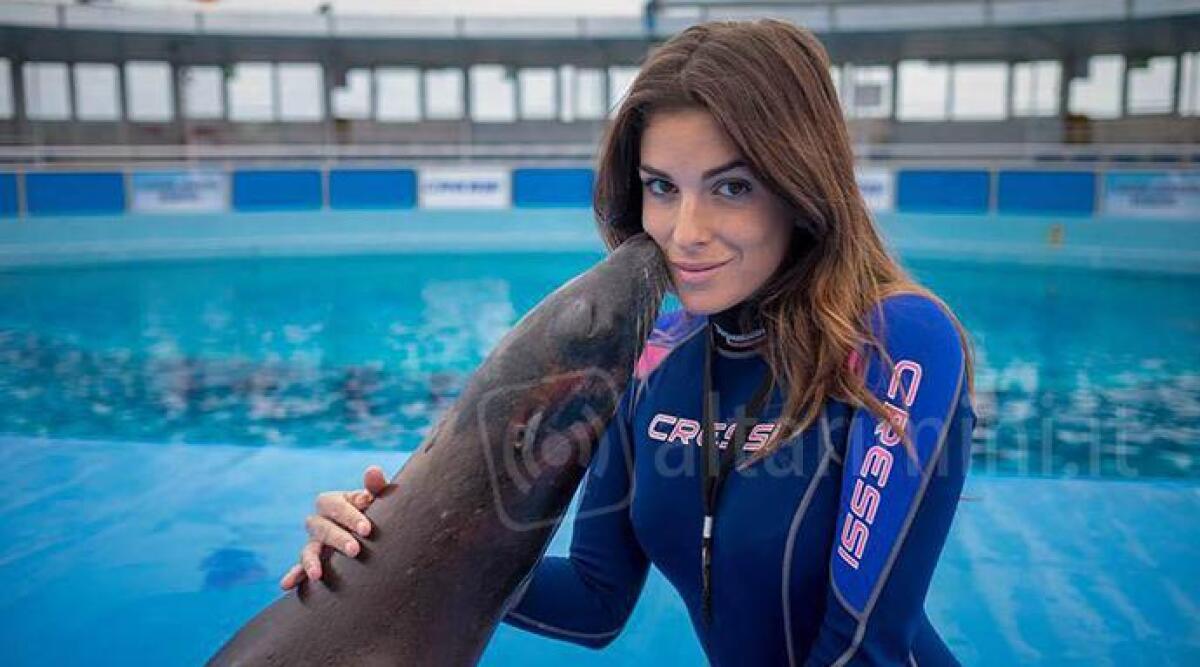 VIDEO: si chiama Gessica Notaro, ex Miss Romagna la vittima dell'agguato con l'acido da parte dell'ex -