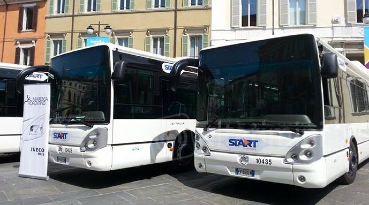 Dipendenti Start Romagna in presidio davanti alla Prefettura "mantenere pubblico il trasporto locale" - 