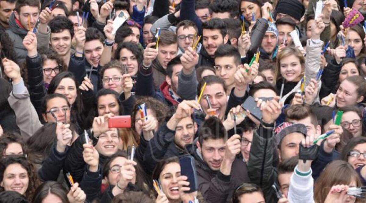 Si avvicina l'appuntamento dei '100 giorni' alla maturit&agrave;. La festa degli studenti riminesi a Bellaria - 
