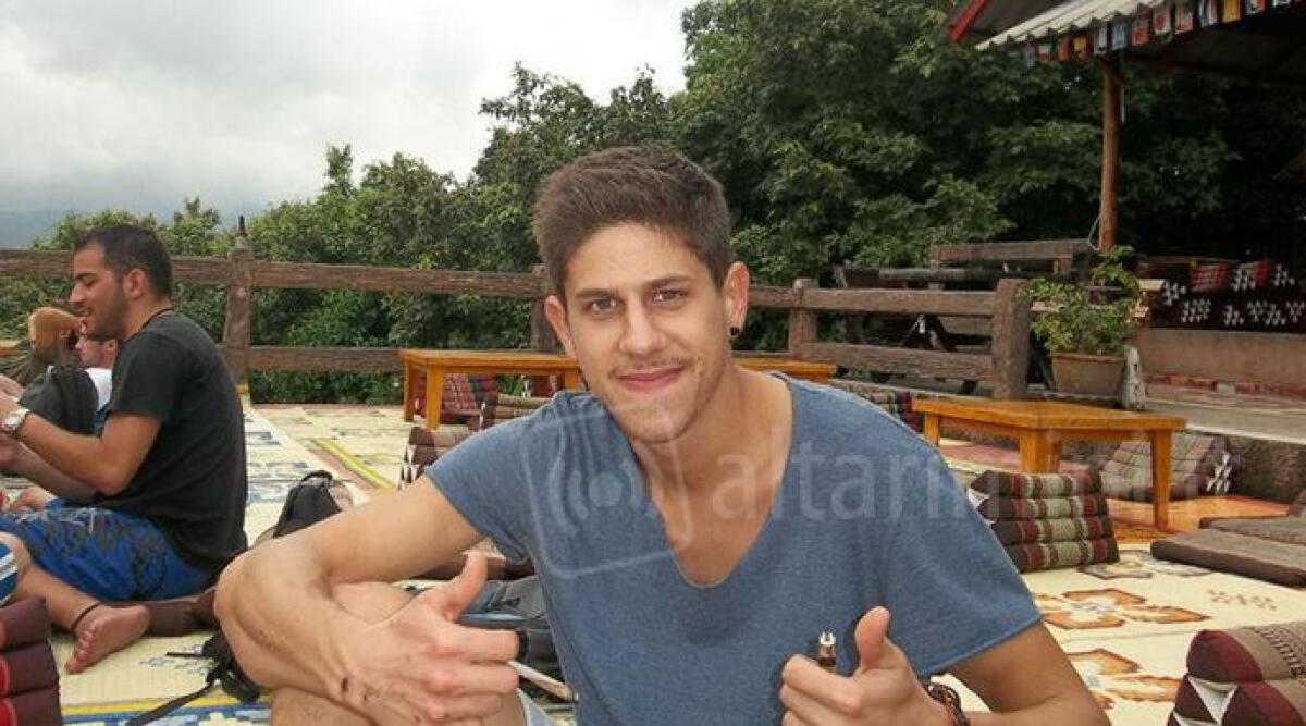 Ventisettenne di Rimini muore in un incidente in motorino a Bangkok in Tailandia, lavorava come barista - 