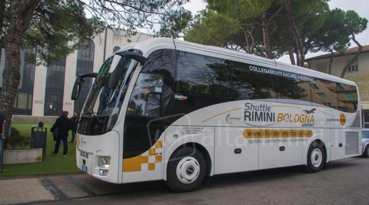 Da Riccione si ‘vola’ per l’aeroporto di Bologna: uno shuttle collegherà La Perla verde con il ‘Marconi’ -