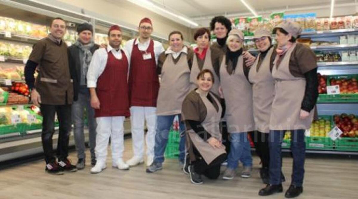 Da dipendenti a 'titolari', cinque ex lavoratori riminesi rilevano supermercato in crisi e aprono un Despar - 